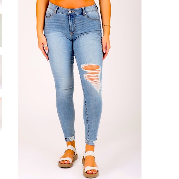 Julie Jegging Skinny Distress Jeans Nwt 